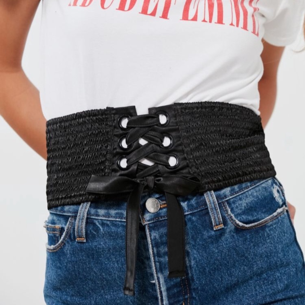 1 left! NWT black satin lace up corset belt - Picture 2 of 5